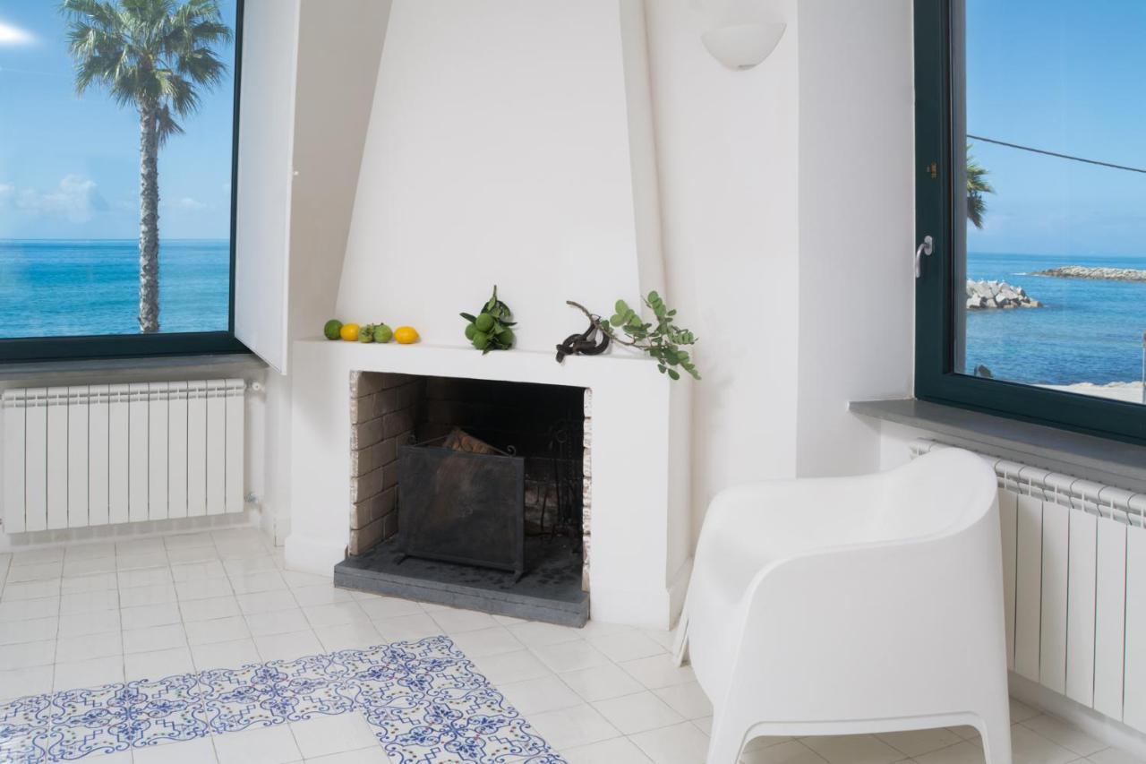 سانتا ماريا دي كاستيلاباتي La Belle Vie B&B المظهر الخارجي الصورة